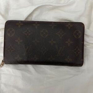 Louis Vuitton Canvas Brown Monogram Zip Around Wallet Minor Tearing In Coin Area
